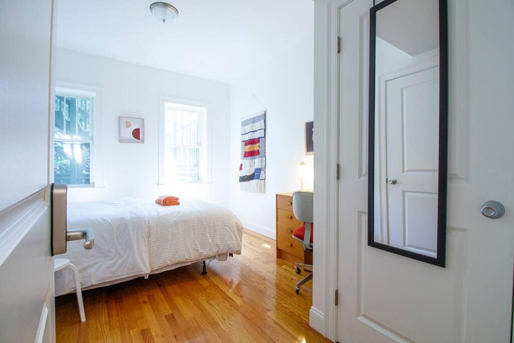 Apartamento 4Br 1,5Bh Sunny Apt In Roxbury Boston Exterior foto